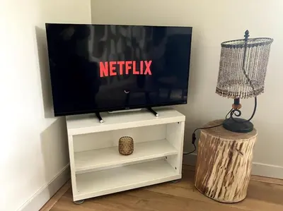 Télévision ou salle de divertissement dans l'établissement Appartement T2, 27 m2, rénové