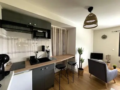Coin salon dans l'établissement Appartement T2, 27 m2, rénové