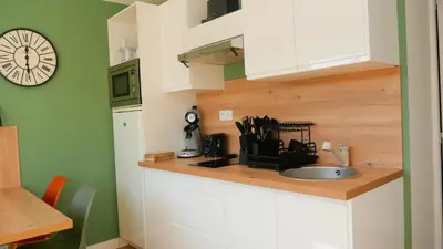 Cuisine ou kitchenette dans l'établissement Les Gîtes de Bellevue