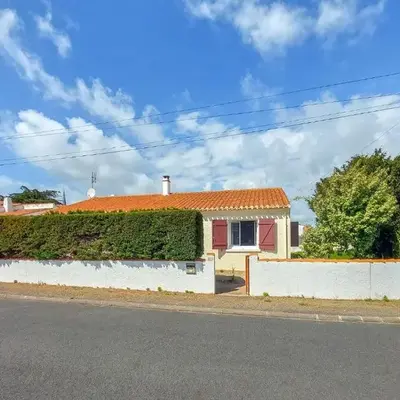 Nice Home In Notre-Dame-De-Monts