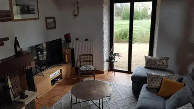 Coin salon dans l'établissement chambre d'hôte la Sourdrie