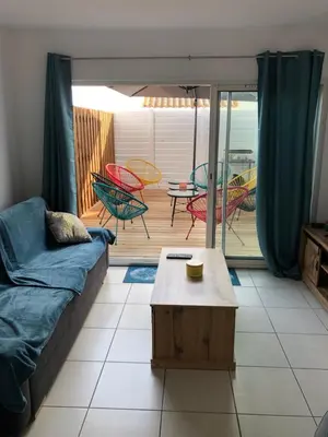 Coin salon dans l'établissement Maison rénovée à 300m de la mer