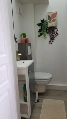 Salle de bains dans l'établissement Petit studio Magellan
