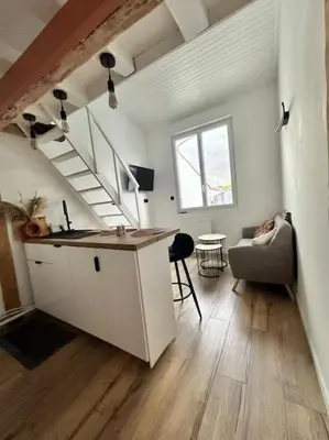 Cuisine ou kitchenette dans l'établissement Duplex lumineux