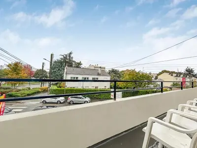 Balcon ou terrasse dans l'établissement Maison charmante à Saint-Herblain avec jardin privé