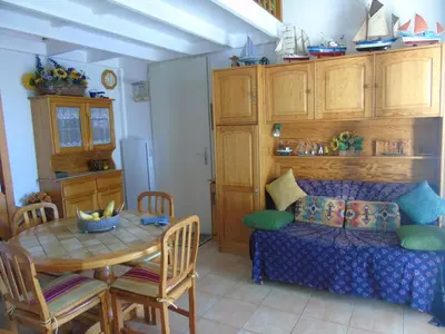 Cuisine ou kitchenette dans l'établissement Le Mas de Vertmarines