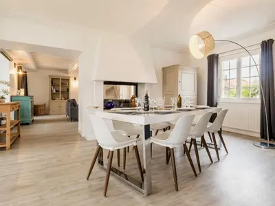 Coin salon dans l'établissement Maison de charme avec jardin près de Nantes, 4 chambres, wifi, équipements bébé et babyfoot - FR-1-306-1272