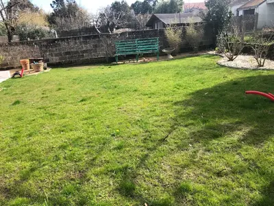 Jardin de l'établissement *Ty Bleuniou * - Proche mer et cœur de ville