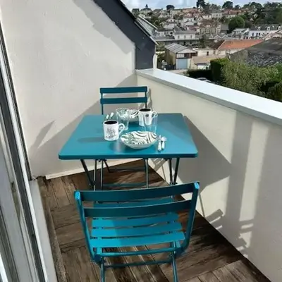 Joli studio sur le port