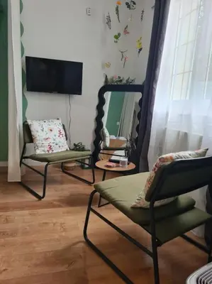 Télévision ou salle de divertissement dans l'établissement Le Fleuri - à 5min de Nantes - Comme à la maison