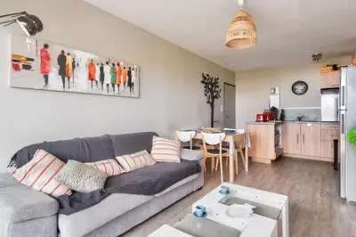 Cuisine ou kitchenette dans l'établissement Vue sur mer et pieds dans l'eau