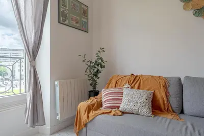 Un ou plusieurs lits dans un hébergement de l'établissement Lucia - Appt sur l'Île Feydeau au cœur de Nantes