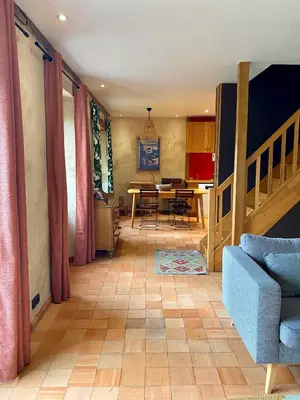 Coin salon dans l'établissement Maison avec jardin - L'Orangerie