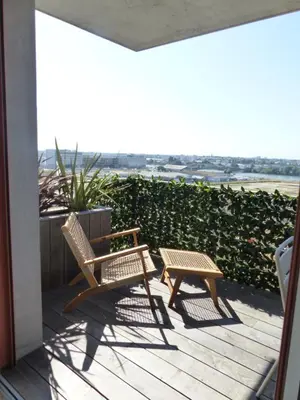 Balcon ou terrasse dans l'établissement Le Belvédère - Appartement de standing, 2 chambres et parking