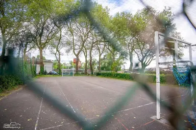 Tennis ou squash au sein de l'appartement ou à proximité