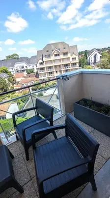 Balcon ou terrasse dans l'établissement Les voisins de l'hippodrome