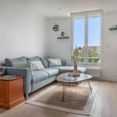 Maison familiale à 400m de la mer pour 8