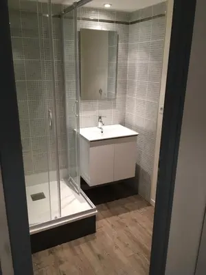 Salle de bains dans l'établissement L'Entre Vagues