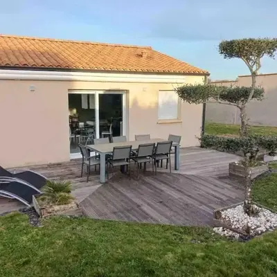 Maison spacieuse avec jardin à 25min des Sables