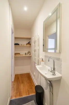 Salle de bains dans l'établissement T2 cosy à deux pas de la gare