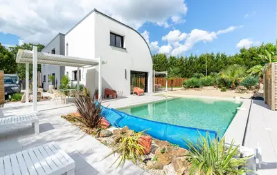 Piscine de l'établissement Modern Villa With Private Pool ou située à proximité