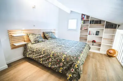 Un ou plusieurs lits dans un hébergement de l'établissement Maison L oree du Golf