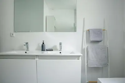 Salle de bains dans l'établissement Gîte de l'Olivier