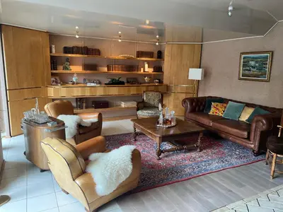 Coin salon dans l'établissement Le Relais du Puy