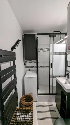 Cuisine ou kitchenette dans l'établissement Appartement vue mer - accès direct à la plage - 4 à 5 personnes