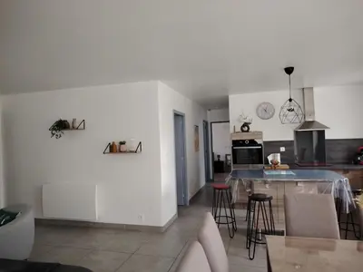 Cuisine ou kitchenette dans l'établissement location bord de mer La Plaine sur mer
