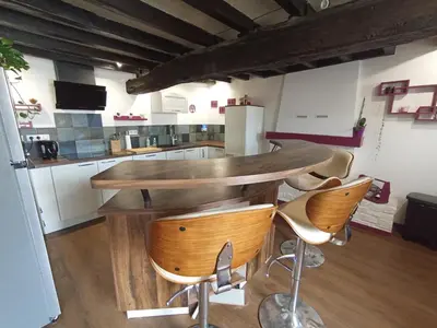 Cuisine ou kitchenette dans l'établissement L'orée du bois