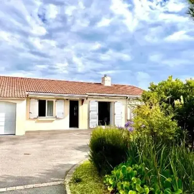 Location saisonnière plain-pied 4 à 6 pers Prefailles