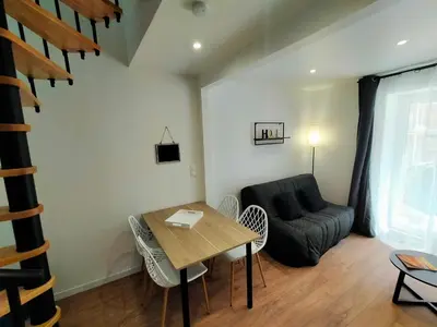 Coin salon dans l'établissement Aux portes des Marais