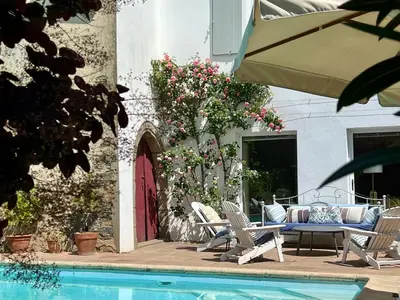 Piscine de l'établissement L'Appart' ou située à proximité
