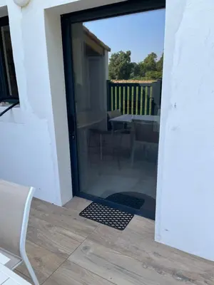 Balcon ou terrasse dans l'établissement les Palmiers