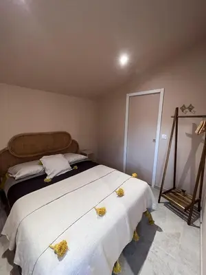 Un ou plusieurs lits dans un hébergement de l'établissement Dar Fafy studio cosy au calme à 15min de Nantes