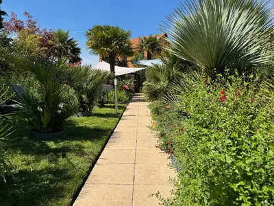Jardin de l'établissement Domus26 Chambre Hortus