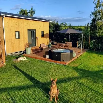 SPA & Tiny house à la campagne