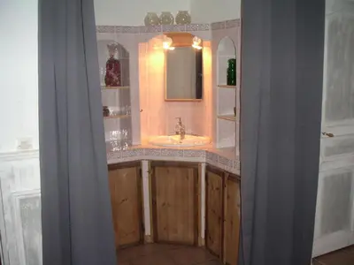Salle de bains dans l'établissement Chambre d'hôte du Plessis
