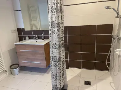 Salle de bains dans l'établissement Willy et Flo