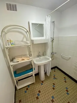 Salle de bains dans l'établissement Gite 3 Les Epesses