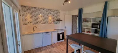 Cuisine ou kitchenette dans l'établissement Ma Retz Basse