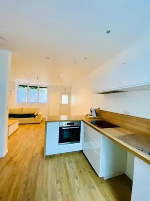 Cuisine ou kitchenette dans l'établissement Maison à Cholet