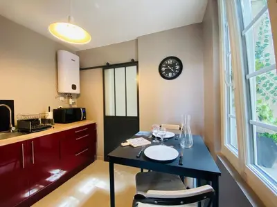 Cuisine ou kitchenette dans l'établissement Casa Plantagenêt