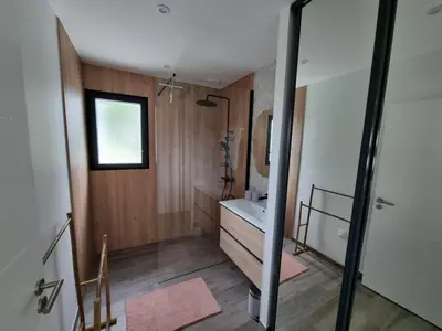 Salle de bains dans l'établissement Vendée Z'Îles