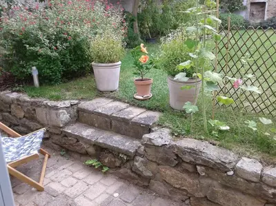 Jardin de l'établissement Maisonnette l'Olivier Bleu