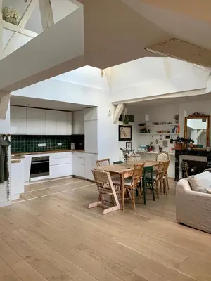 Cuisine ou kitchenette dans l'établissement Angers hyper centre grand appart plein de charme