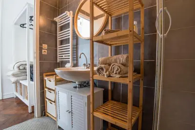 Salle de bains dans l'établissement Le petit cosy