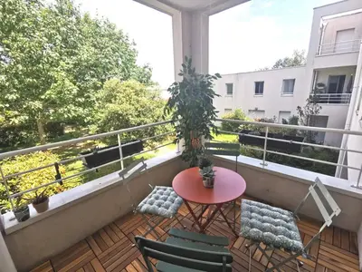 Balcon ou terrasse dans l'établissement Sérénité - Proche Parc des Expositions
