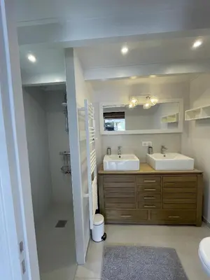 Salle de bains dans l'établissement Maison de Vacances des Centaurées